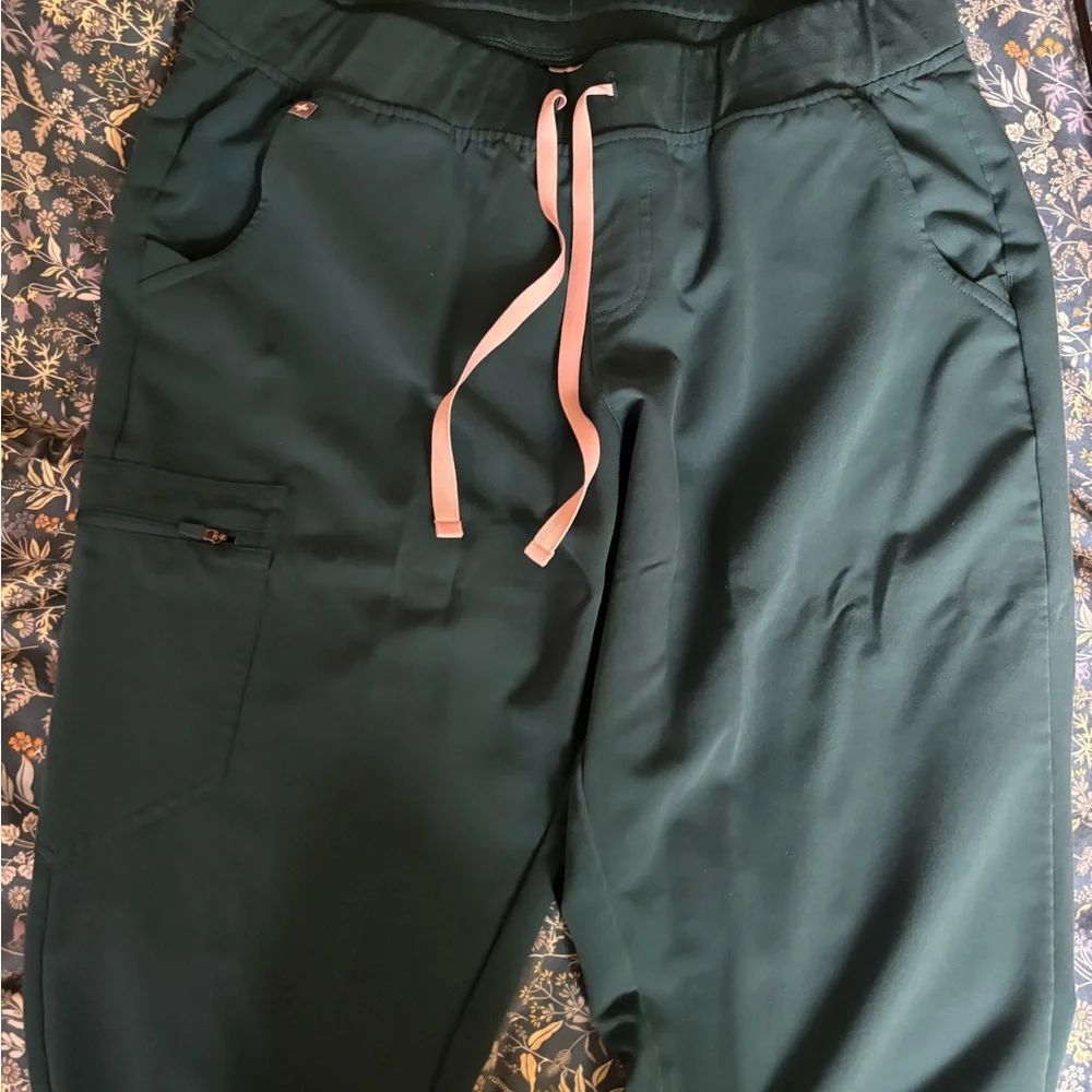 Figs Women's Pants in Teal - Picture 2 of 3